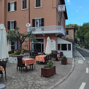 locanda-rocchetta-premilcuore.emilia-romagnahotels.net/